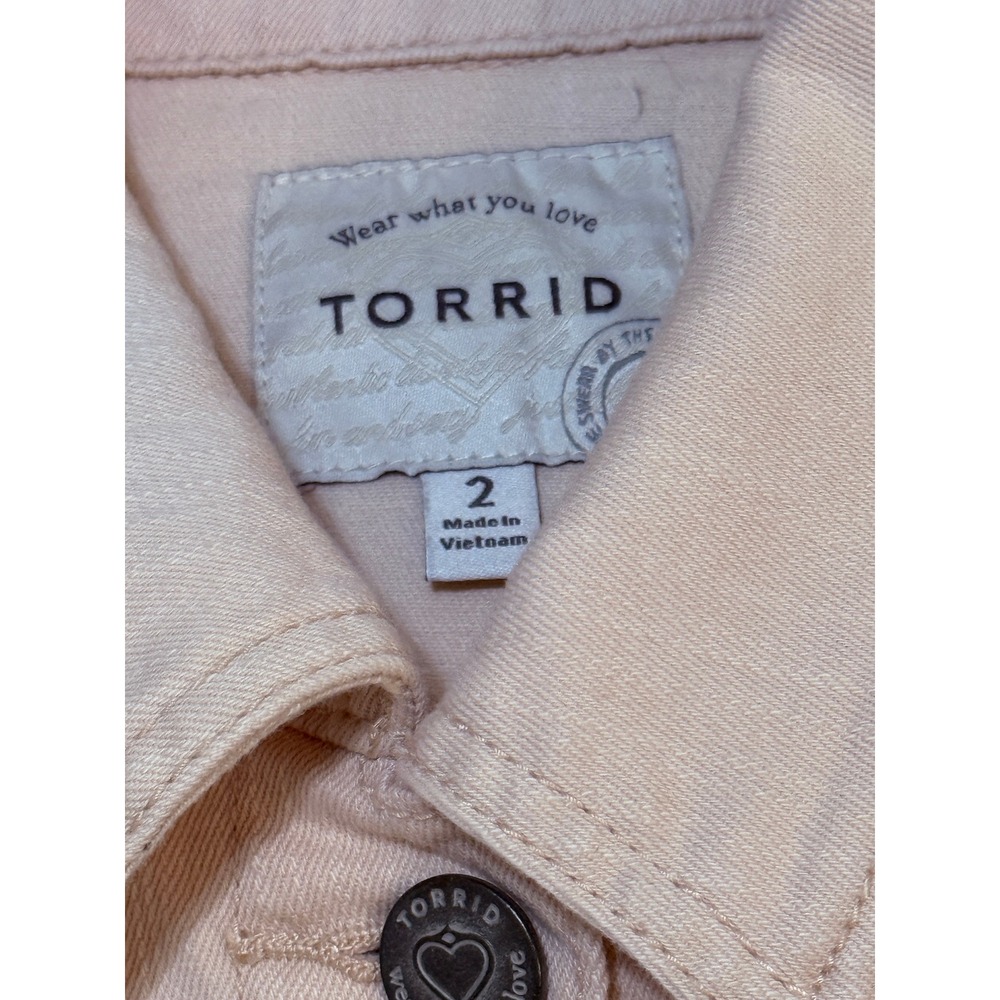 Torrid Womens 2 Denim Trucker Jacket Button Up Coat Excellent - Picture 6 of 6
